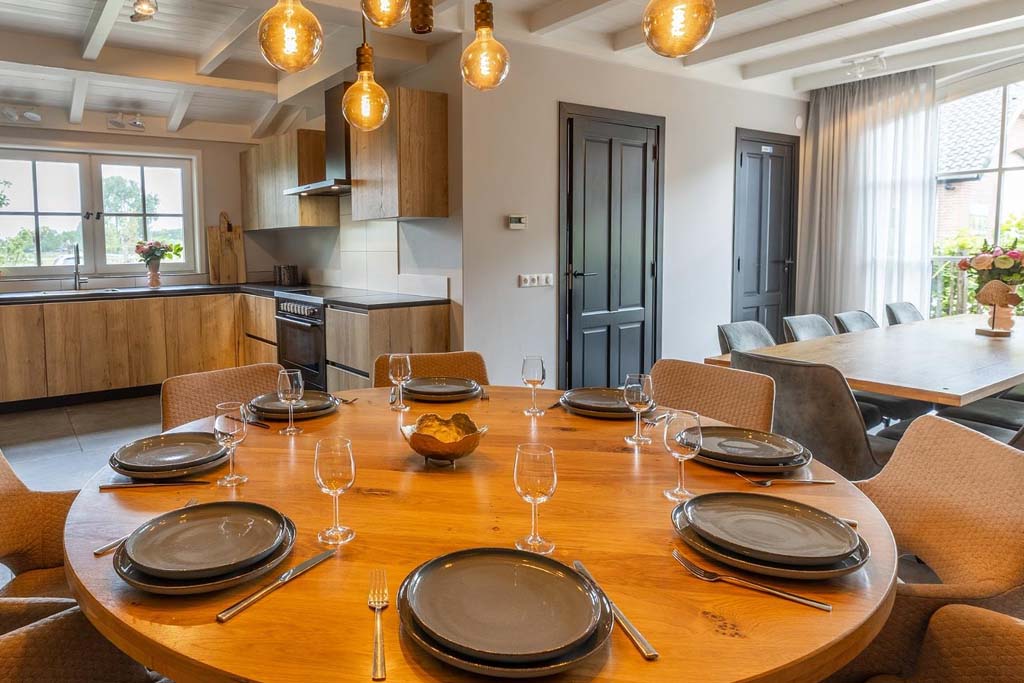 Woonkamer en eettafel
