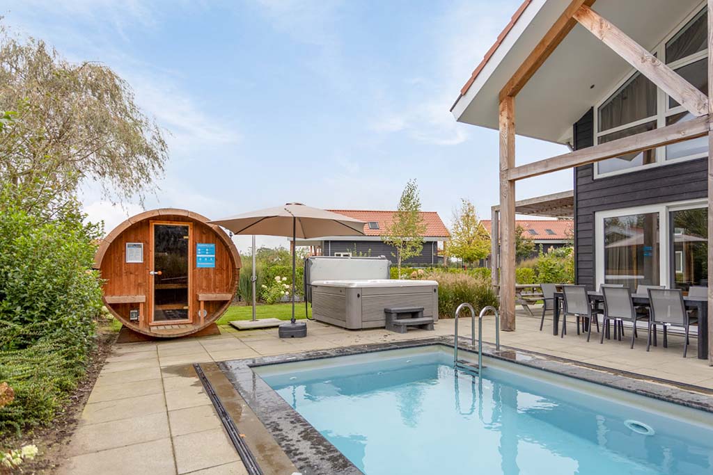 Wellness spa van de 10-persoons Villa Résidence Lichtenvoorde